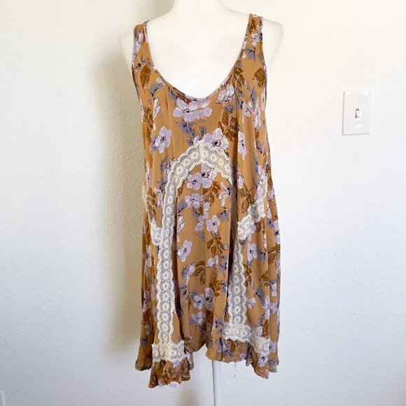 Hayden Los Angelos Boho Floral Lace flowy tank top tunic dresss size medium - Picture 1 of 7